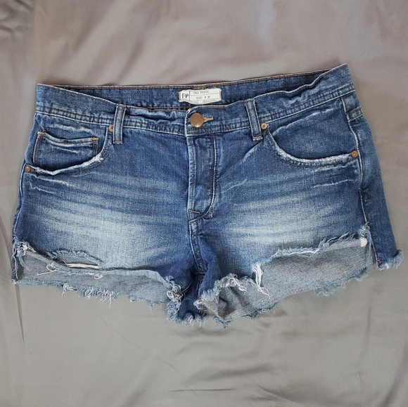 Free People button-fly shorts size 30 waist - Picture 1 of 3